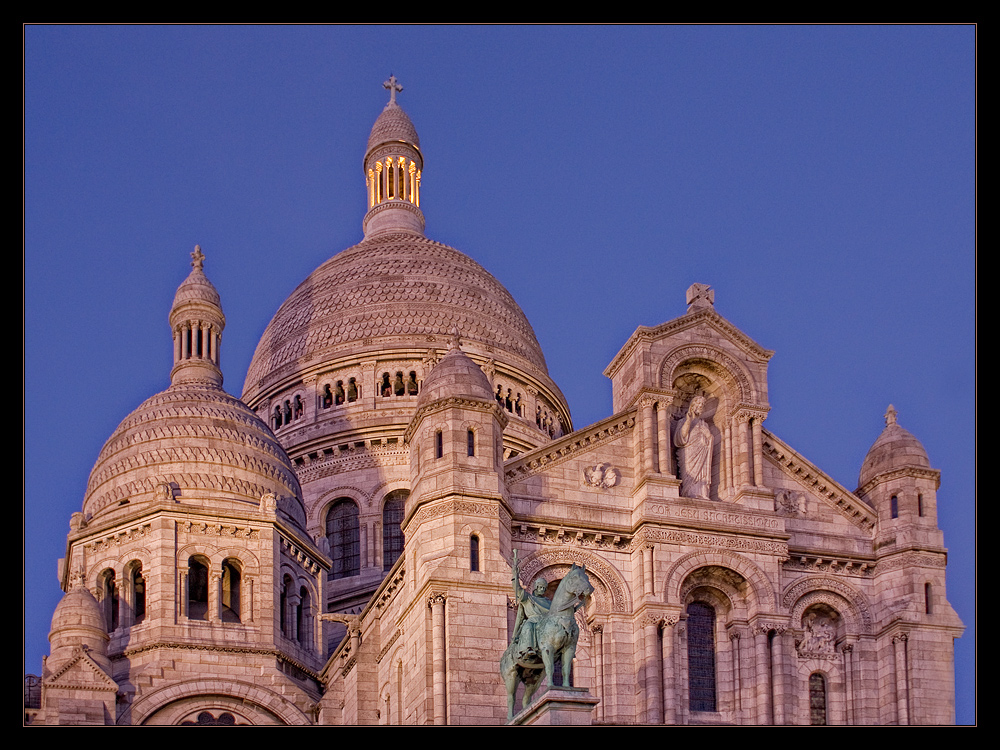 Sacre Coeur zur blauen Stunde