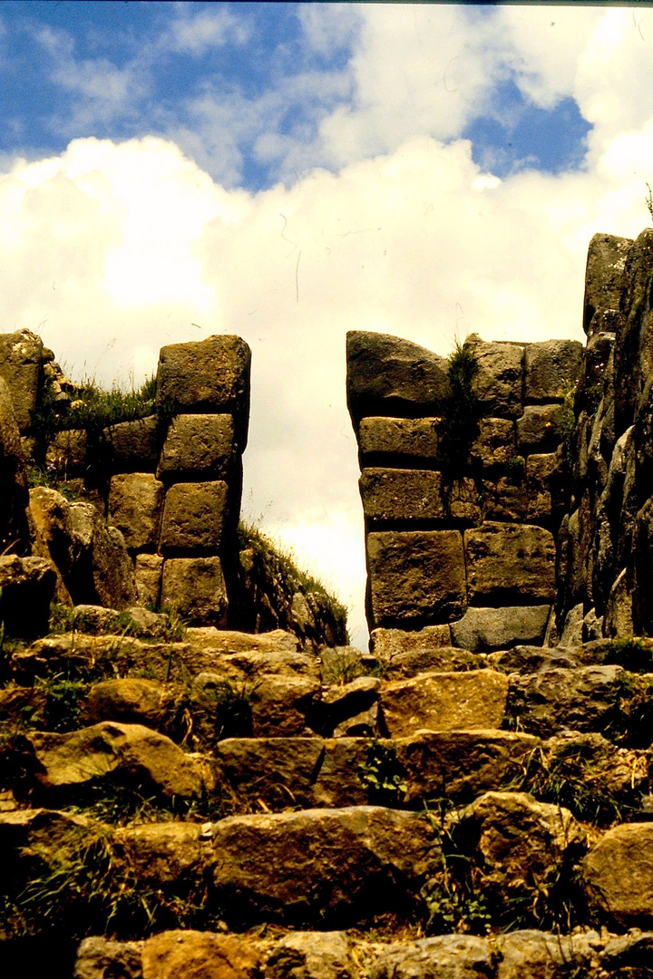 Sacsayhuaman