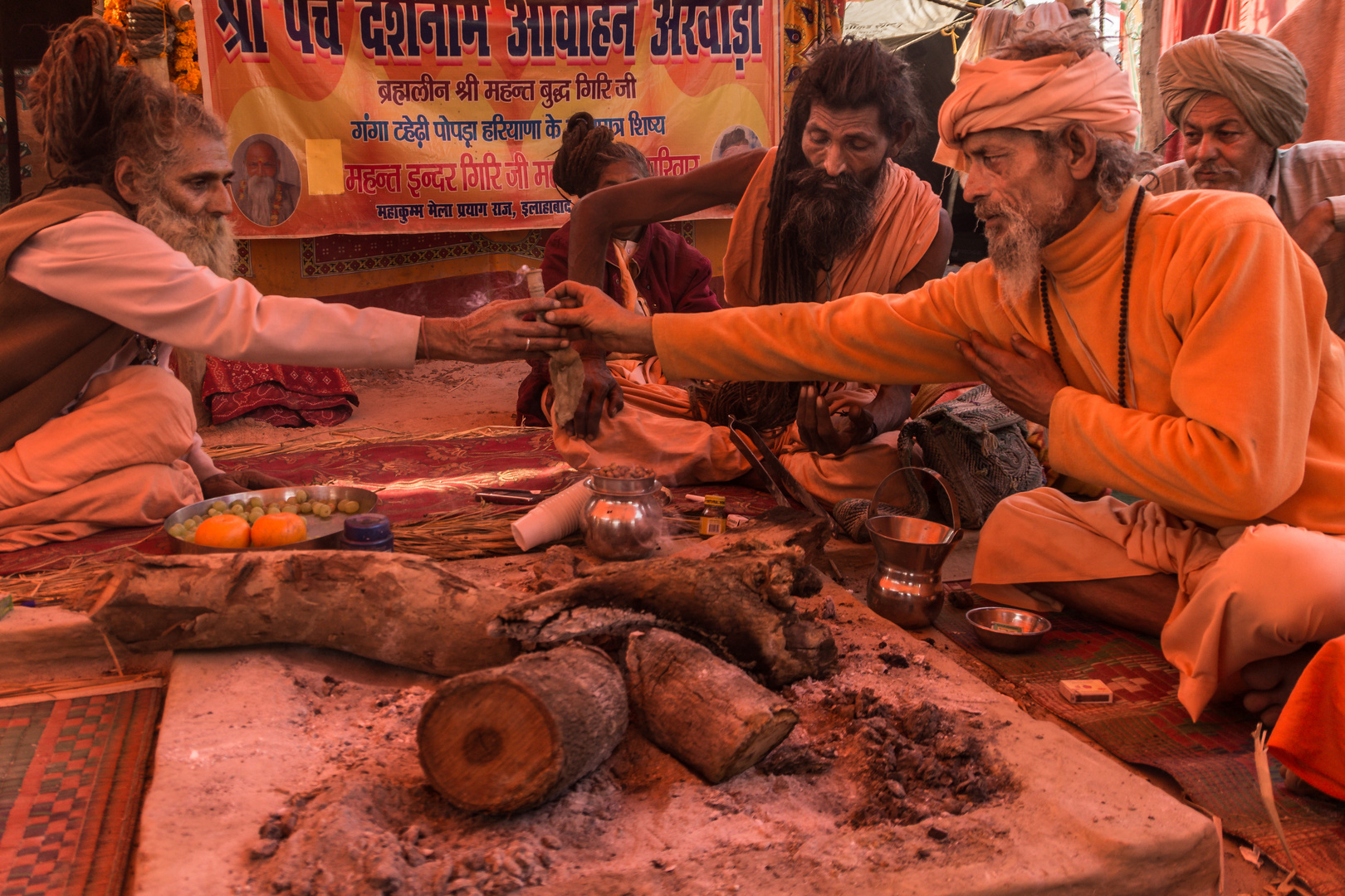 Saddhus auf der Kumbh Mela 2013