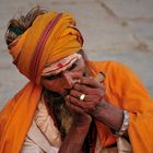 Sadhu mit Joint