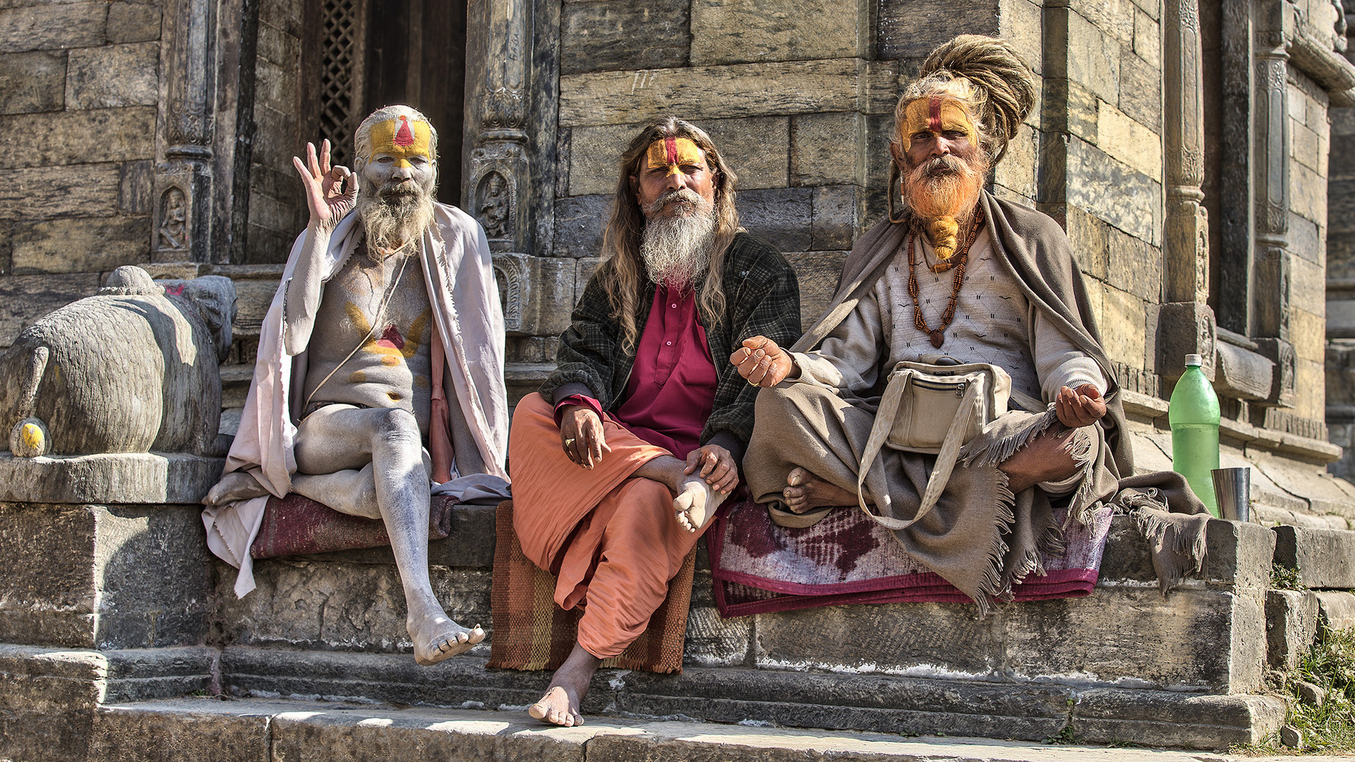 Sadhus am Pashupatinath-Tempel