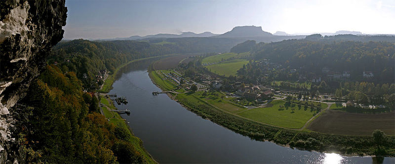 sächs. schweiz/ basteiblick auf die elbe II