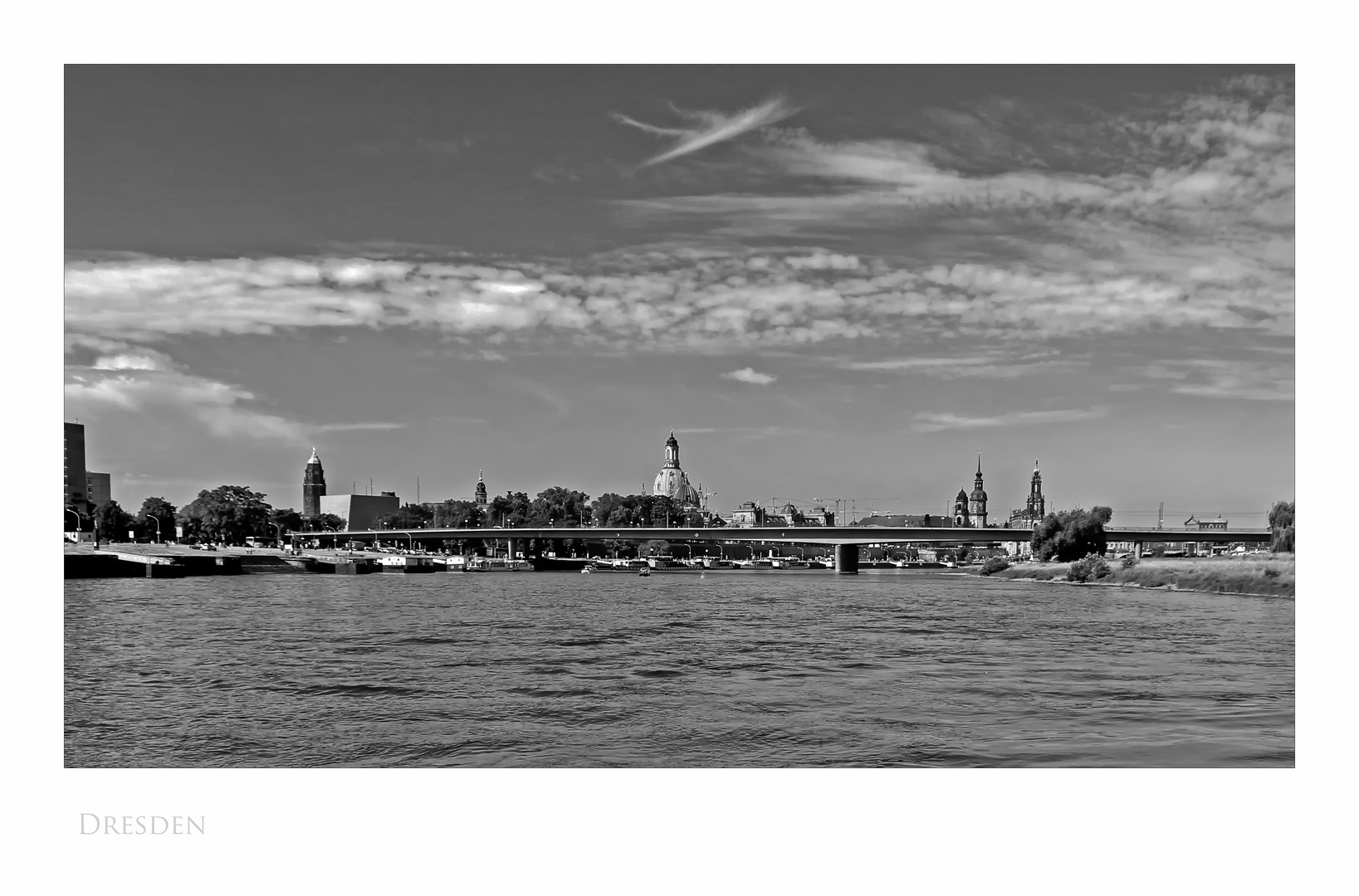 Sächsische Impressionen " Dresden - der Blick, vom Dampfschiff "