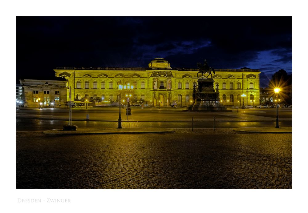 Sächsische Impressionen " Dresden - der Blick, vom Theaterplatz auf dem Zwinger "