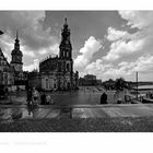 Sächsische Impressionen " Dresden - der Blick, zur Hofkirche "