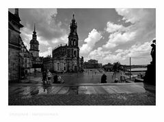 Sächsische Impressionen " Dresden - der Blick, zur Hofkirche "