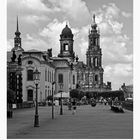 Sächsische Impressionen " Dresden - der Blick zur Hofkirche....