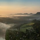 Sächsische Schweiz. Basteiaussicht bei Sonnenaufgang.