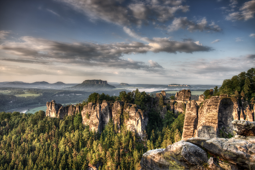 Sächsische Schweiz zum Sonnenaufgang