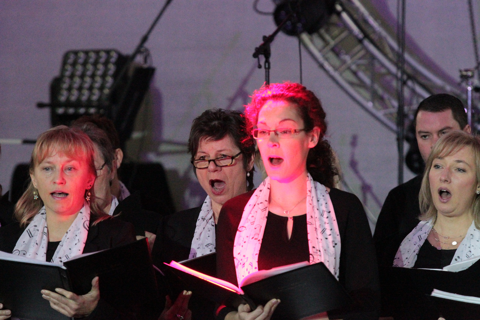 Sängerinnen des Gemischten Chors  Heiligendorf