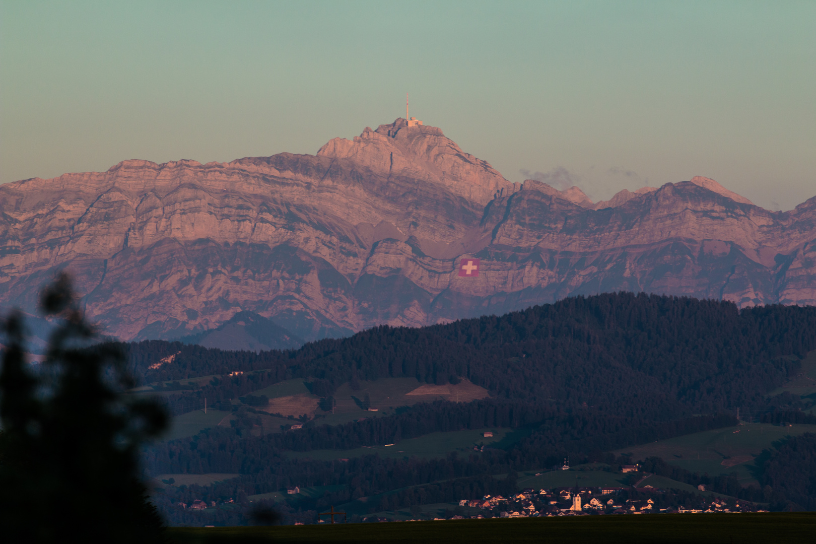 Säntis mit Schweizerfahne