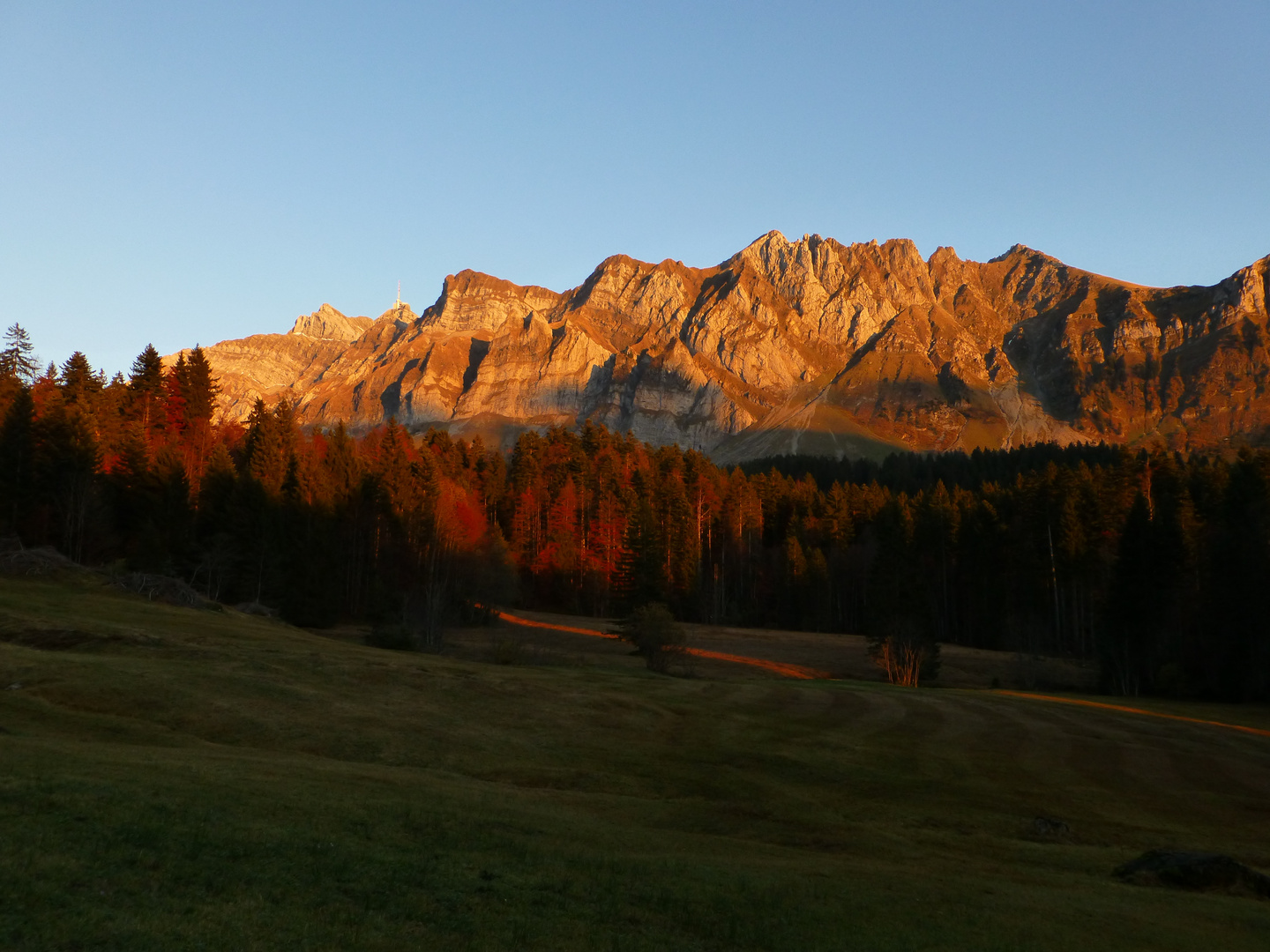 Säntiskette im Abendlicht