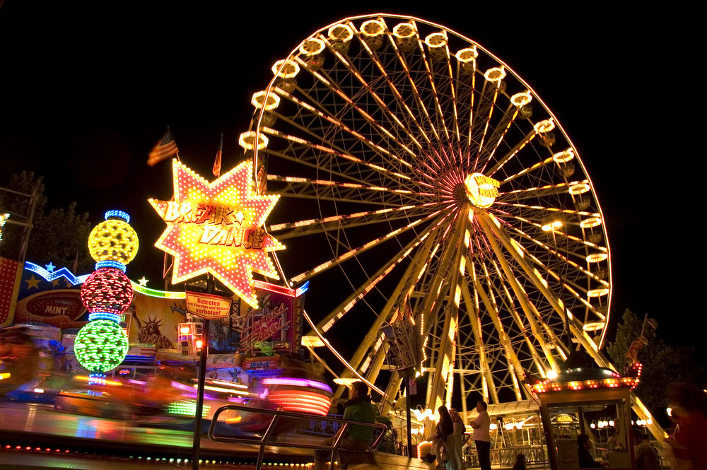 Säubrennerkirmes Wittlich 2009. Wonder Wheel u. Break Dance