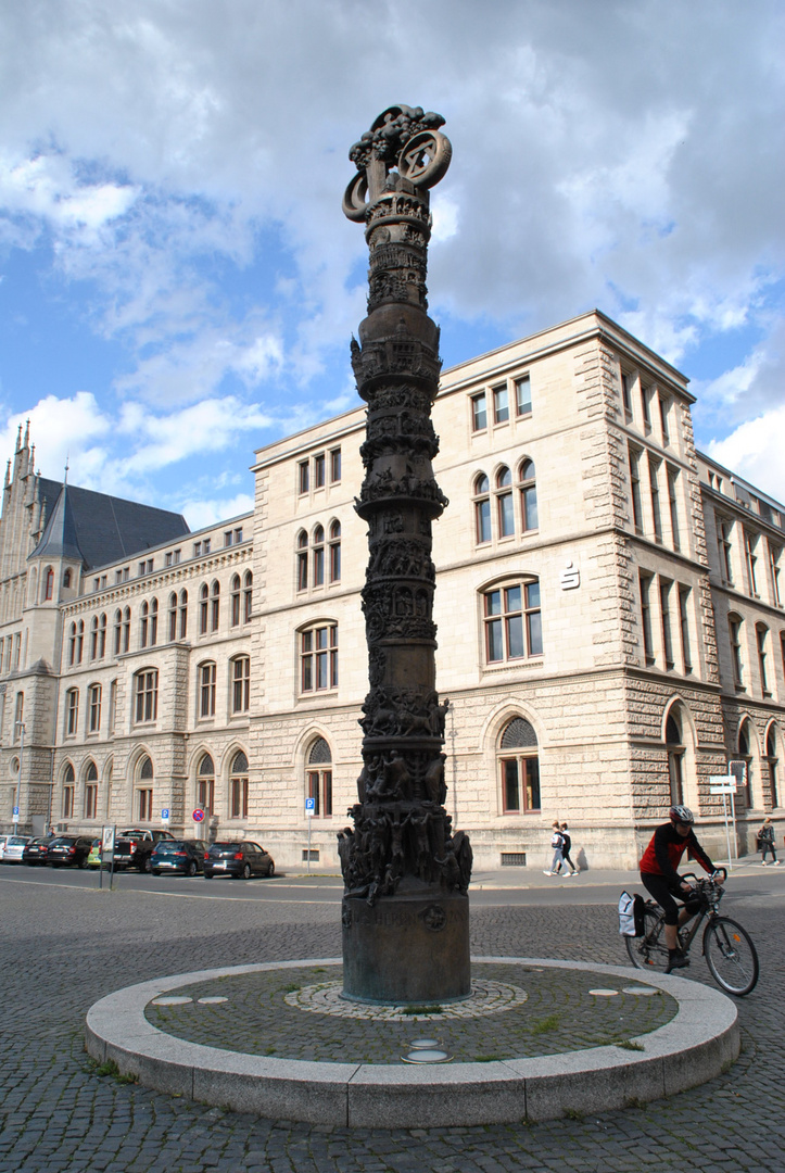 Säule 2000 Jahre Christentum in Braunschweig