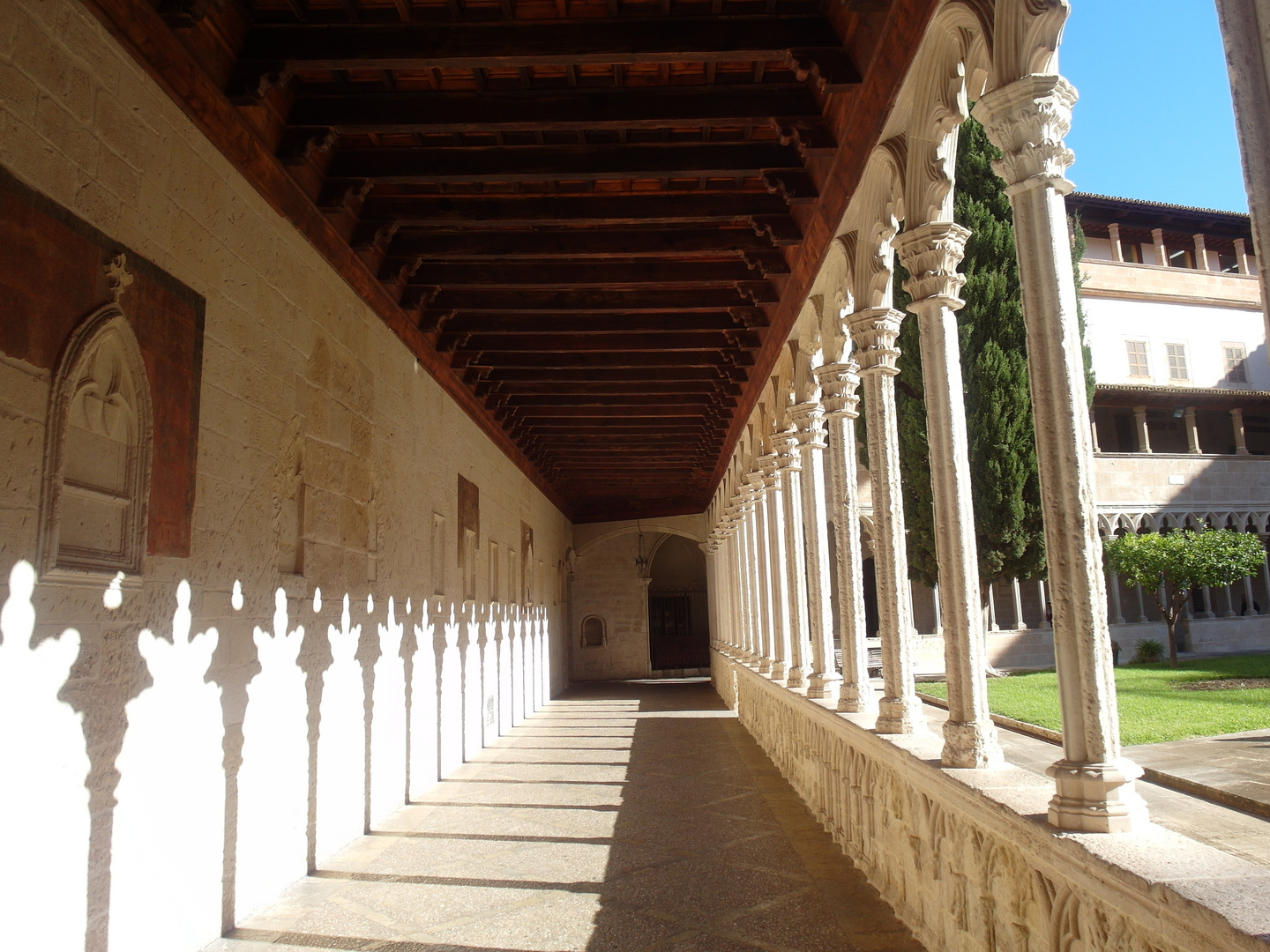 Säuleingang von San Francisco in Palma de Mallorca