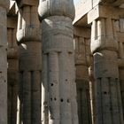 Säulen im Luxor-Tempel