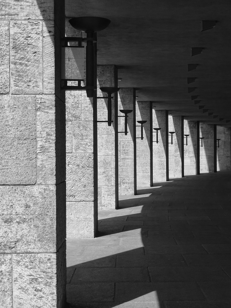 Säulen im Olympiastadion