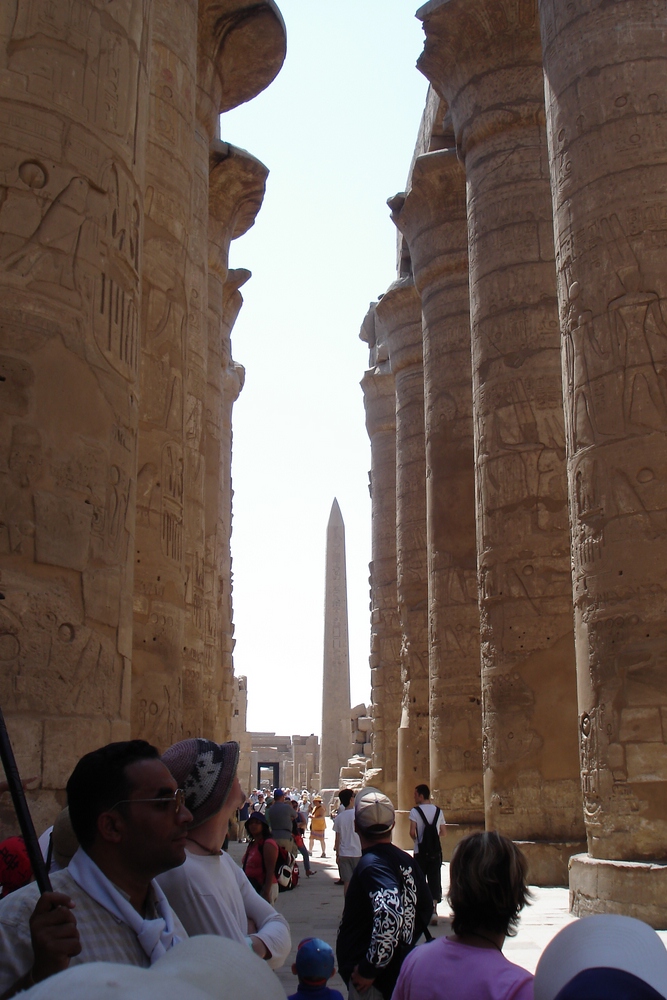 Säulen im Tempel von Karnak