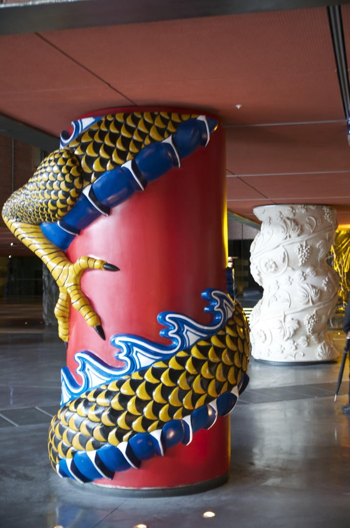 Säulen-Symbolik in Bilbao