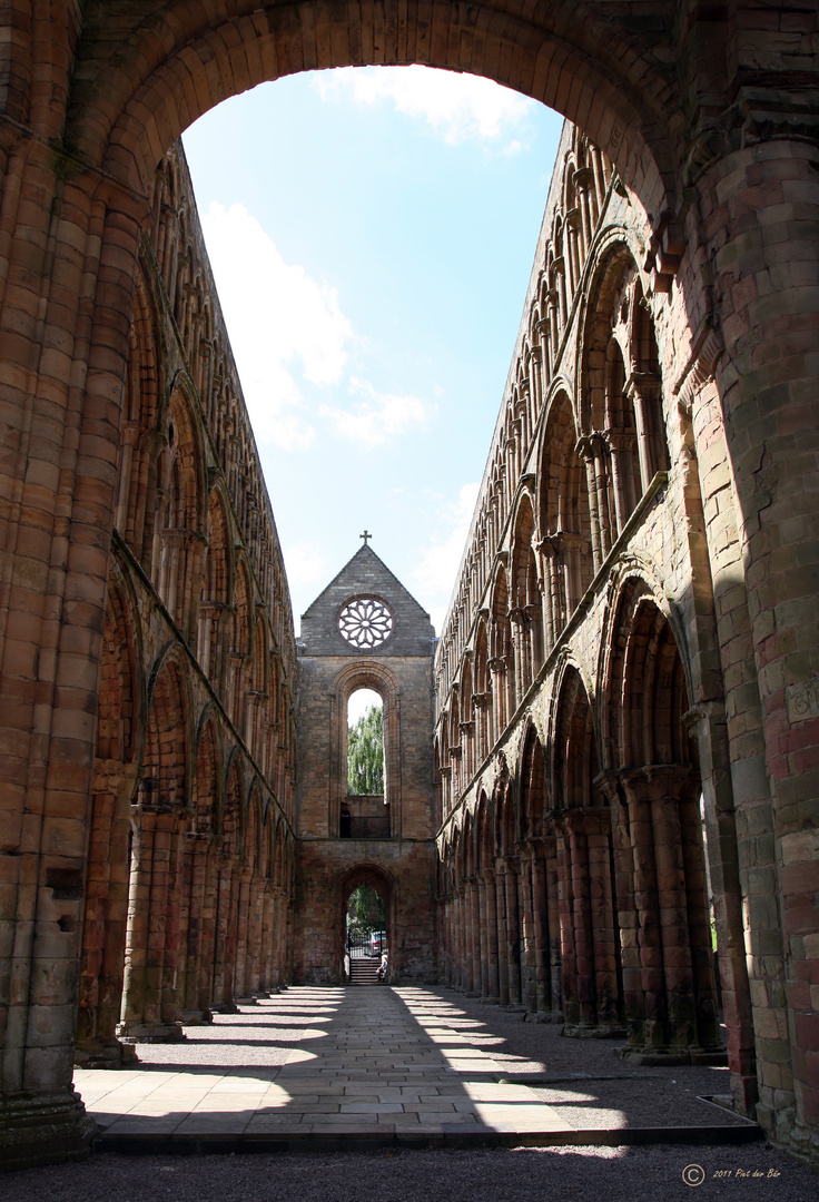 Säulen von Jedburgh Abbey