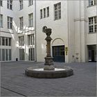 Säulenbrunnen - Kaiserhöfe - Berlin