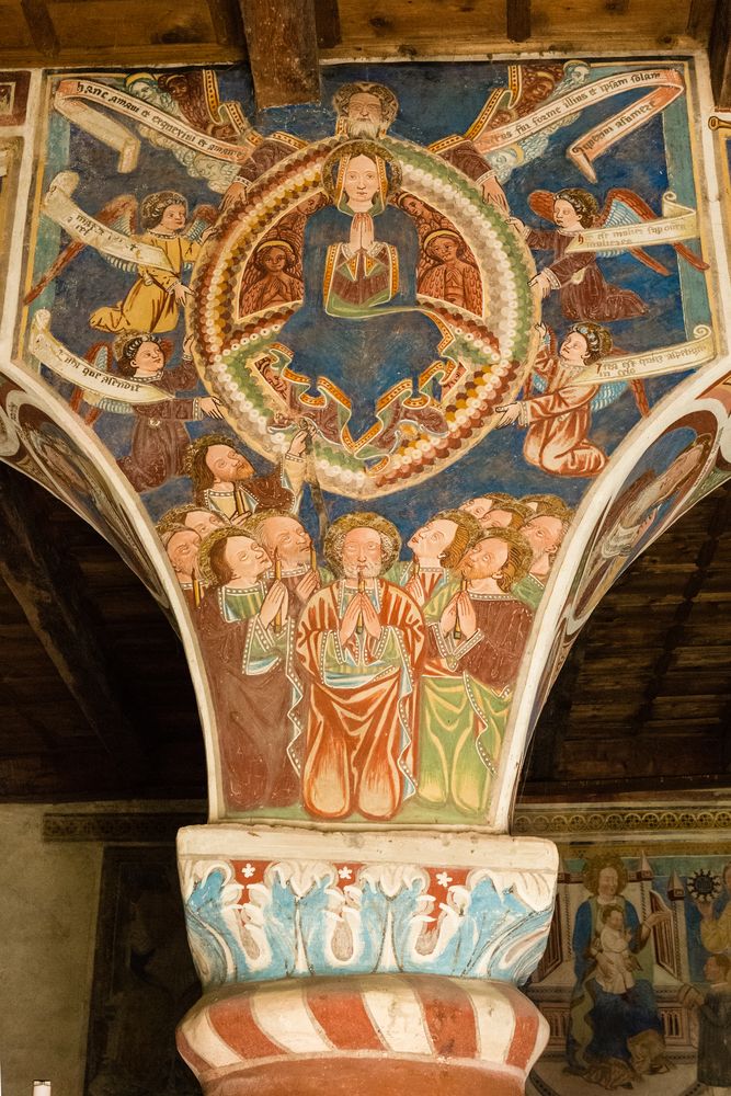 Säulenkapitell in der Kirche von Negrentino