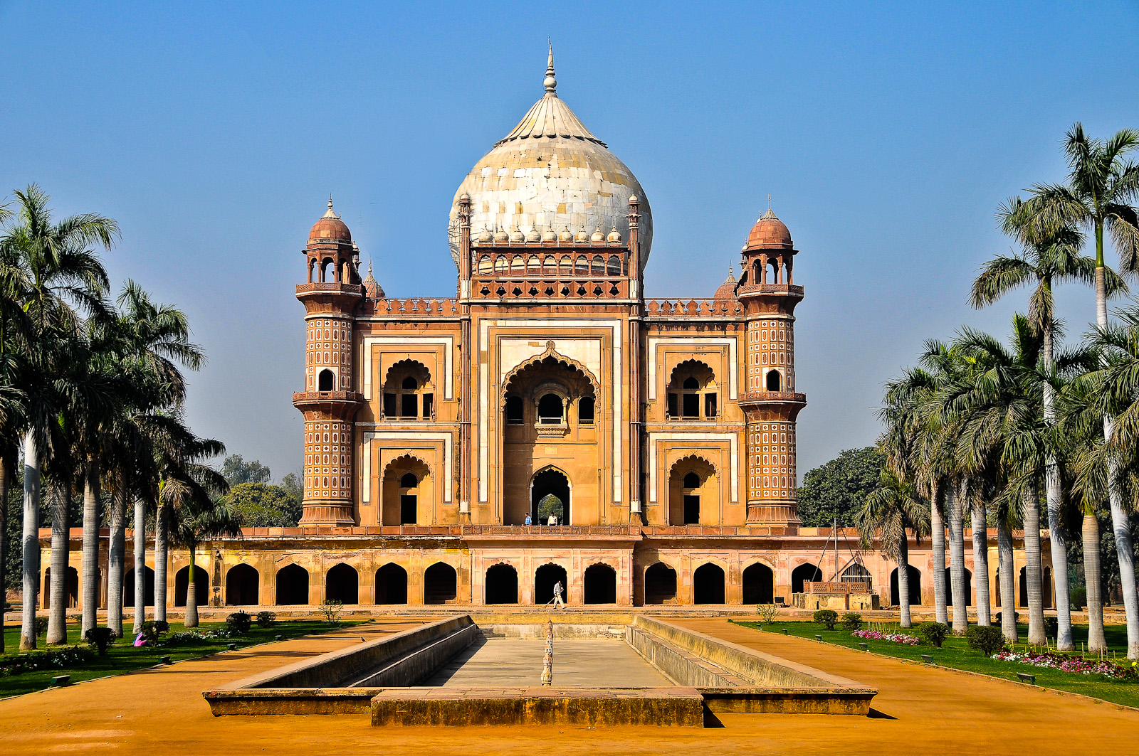 Safdar Jang Mausoleum in Delhi