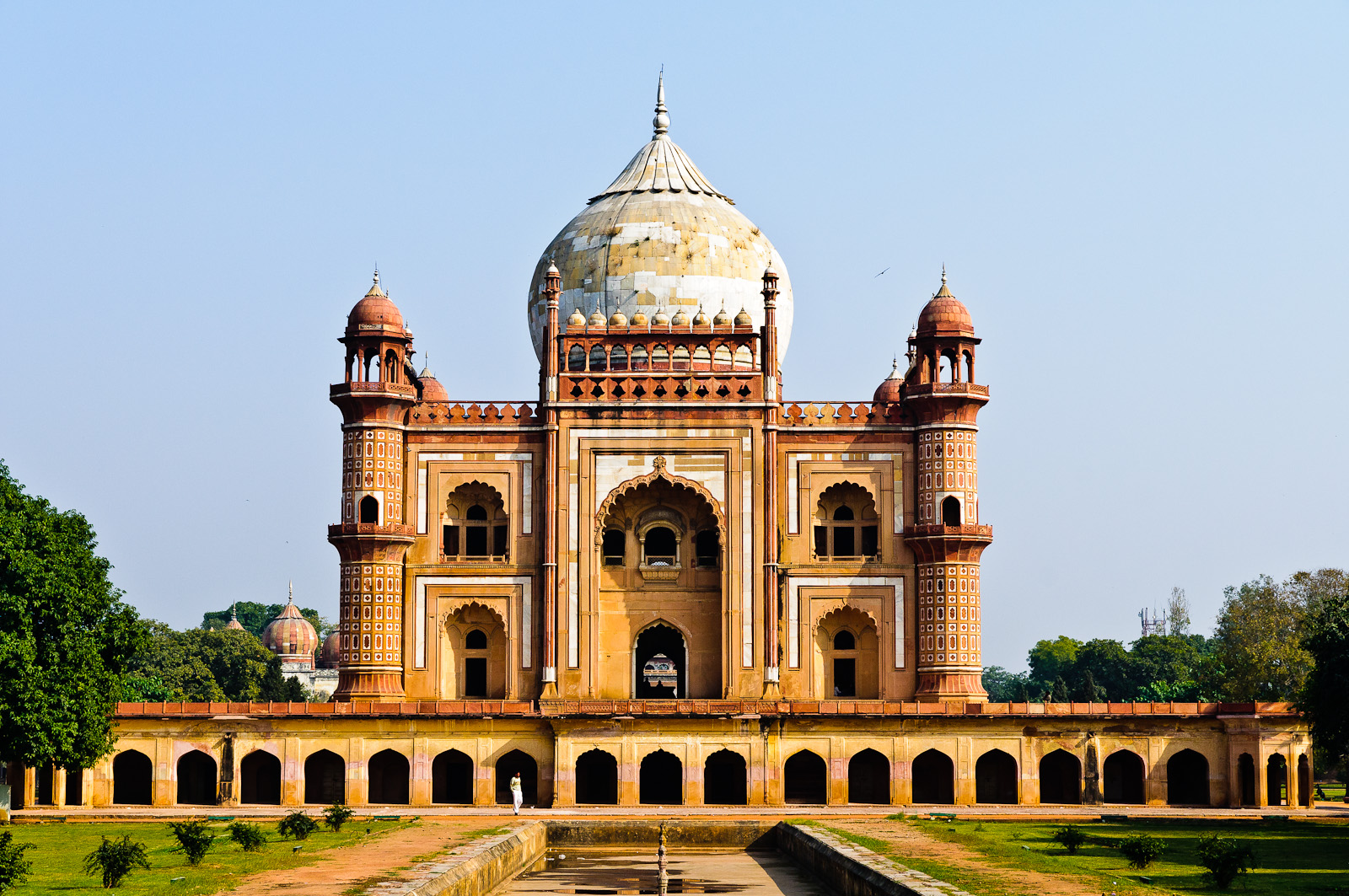 Safdarjung's Mausoleum in Delhi (4)