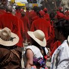 Saga des géants de Royal de Luxe à Nantes - Caramba, la revolucion !