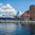 Saga Pearl II im Hafen von Wismar