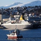 Saga Pearl II in Tromsø von der Tromsdalen-Brücke (2)