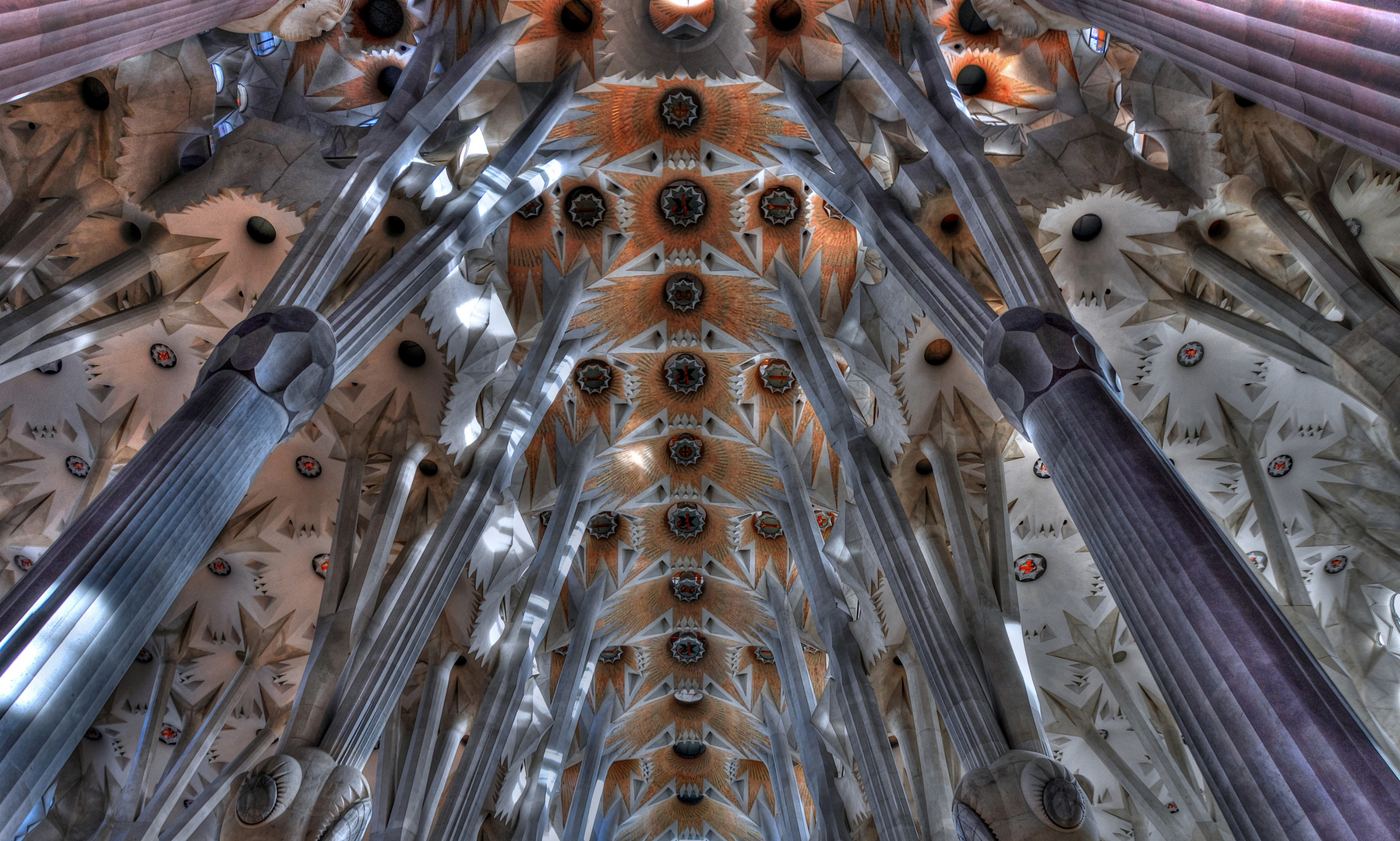 Sagrada Familia (Interior)