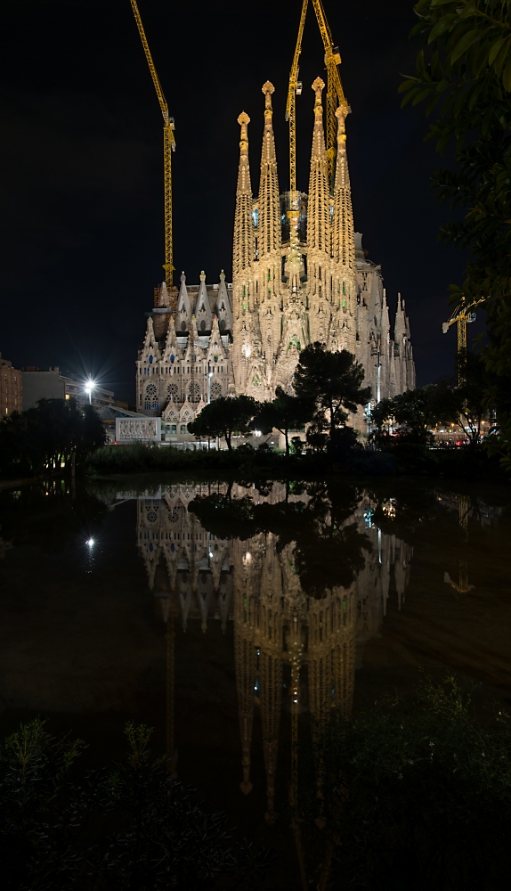 Sagrada Familia mit See