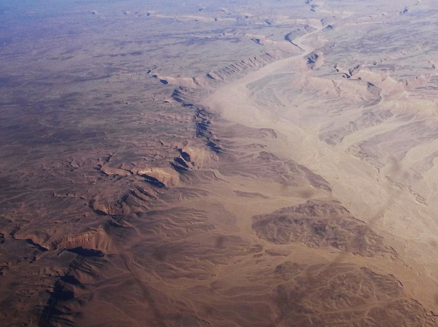 Sahara vom Flugzeug aus gesehen