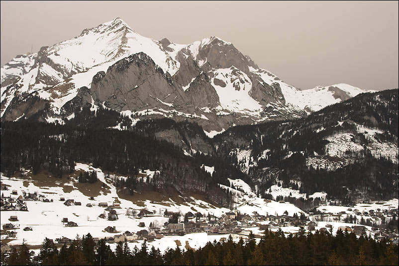 Saharasand über dem Toggenburg