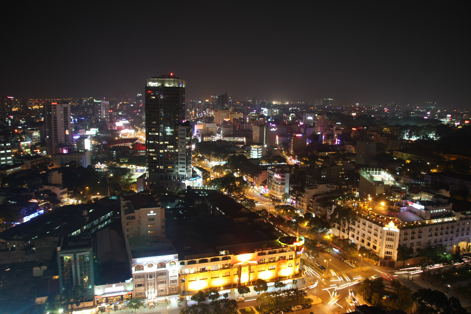 ---Saigon by NIGHT---