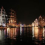 Sail 2005 bei Nacht