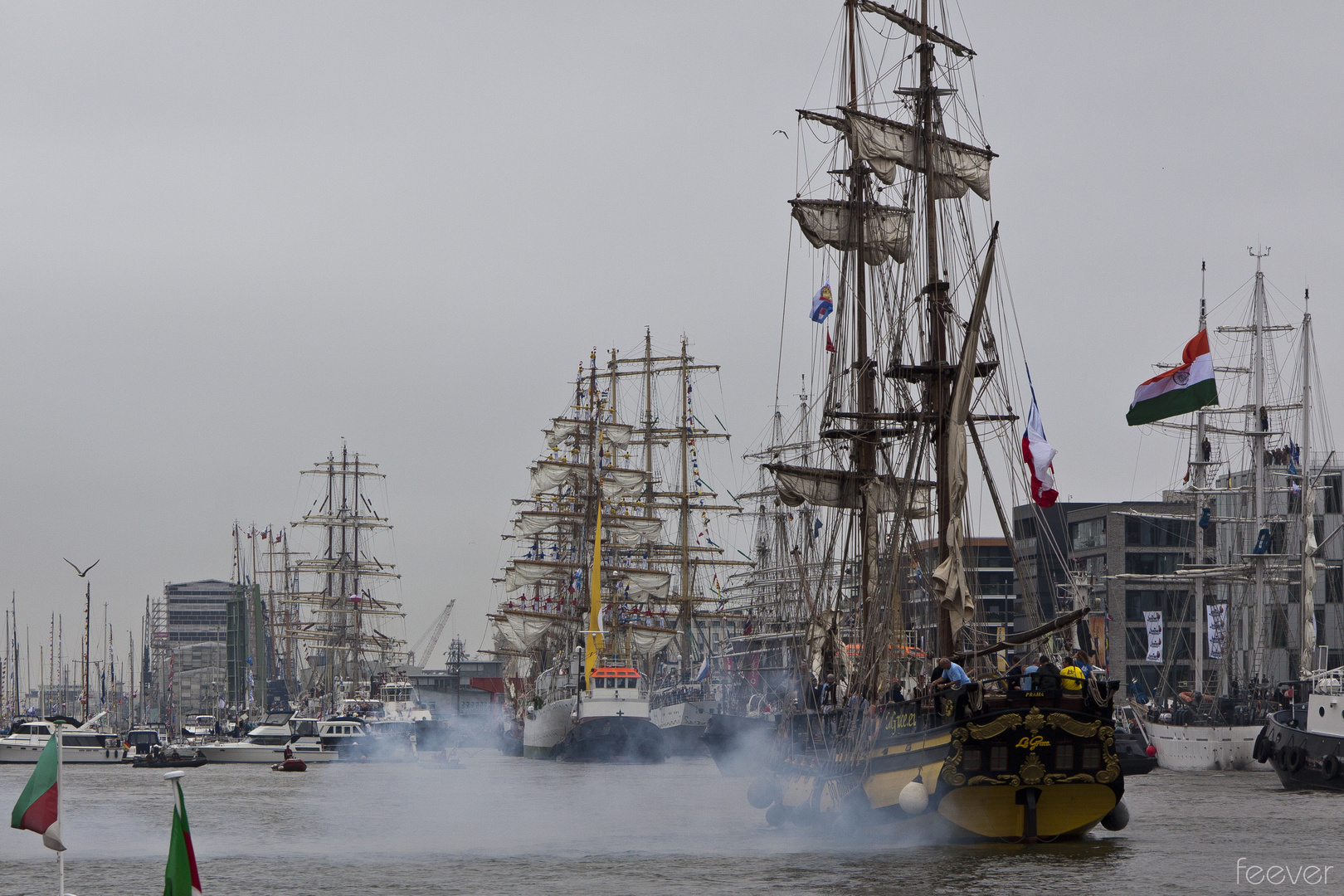 Sail 2015 Bremerhaven: Volle Breitseite