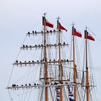 Sail 2015 - Esmeralda, Besatzung grüßt Sail-Besucher