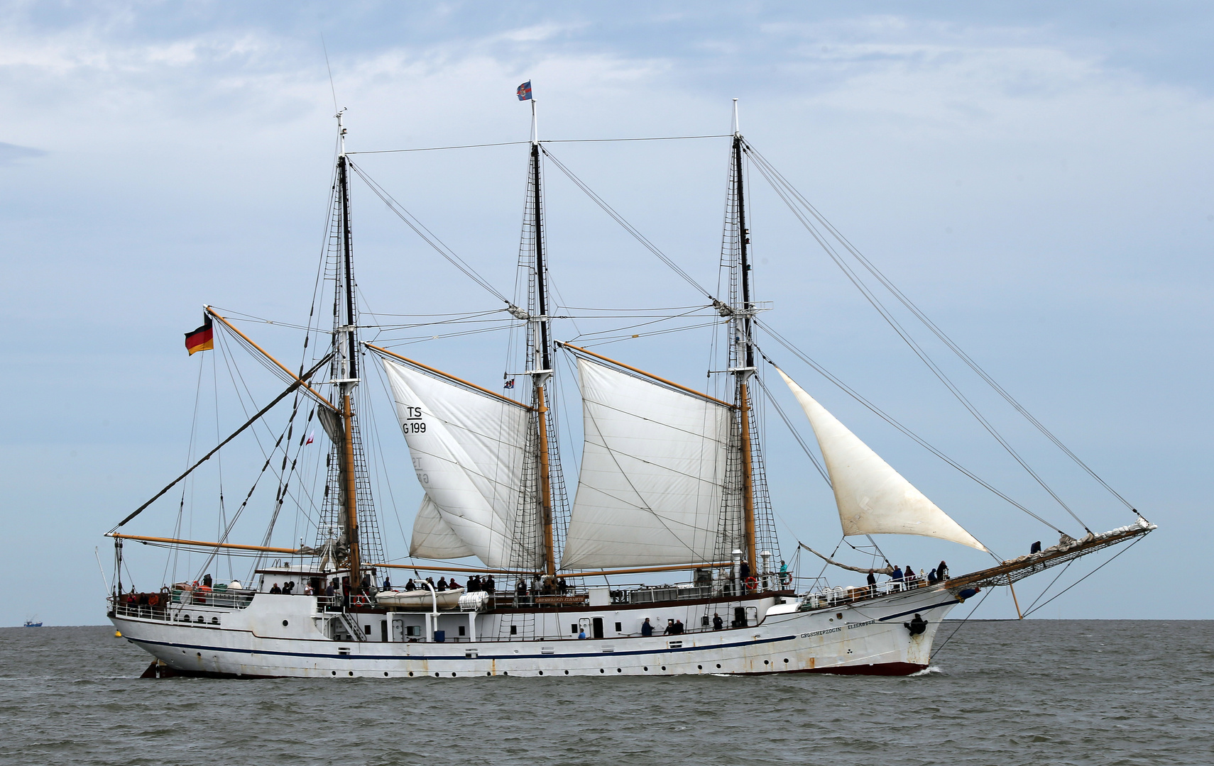 Sail 2015 - Grossherzogin Elisabeth