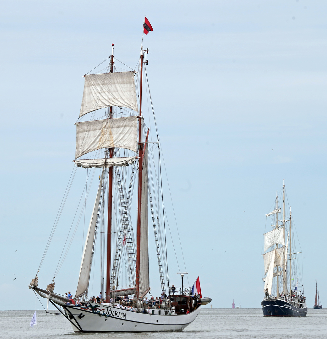 Sail 2015 - J. R. Tolkien und Pedro Doncker