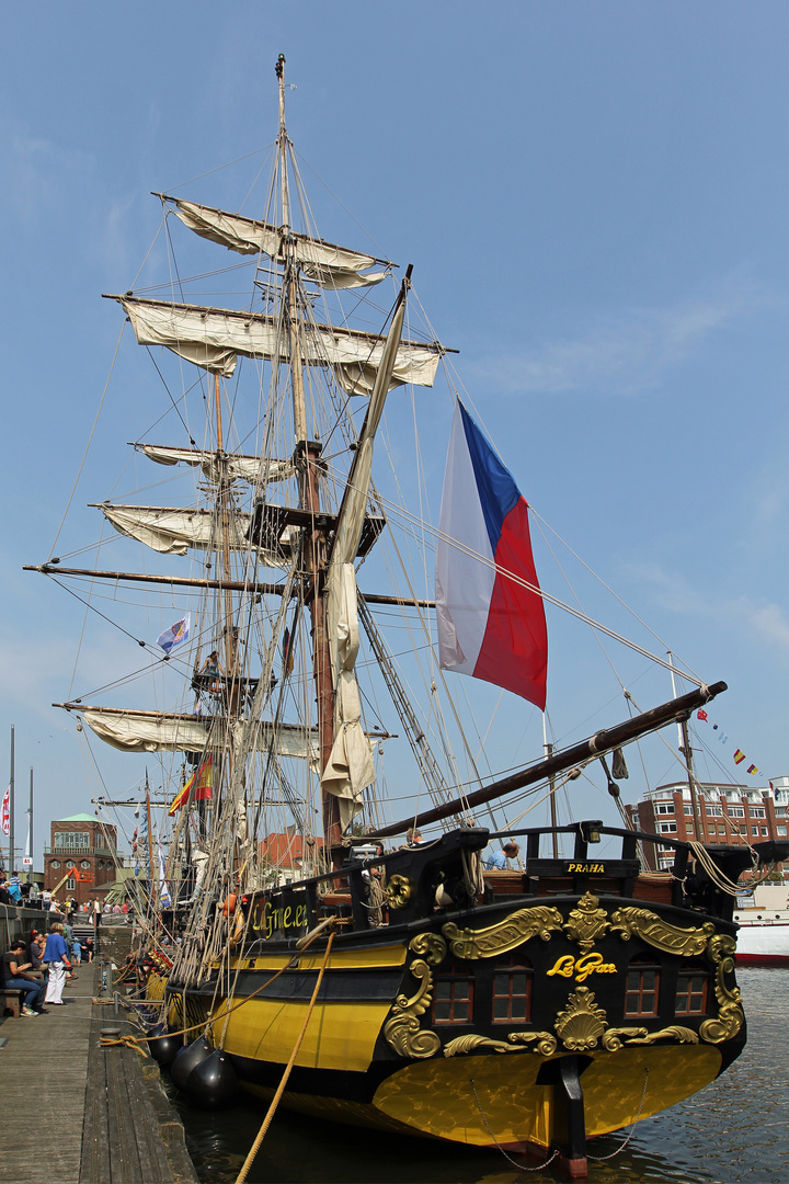 Sail 2015 - La Grace