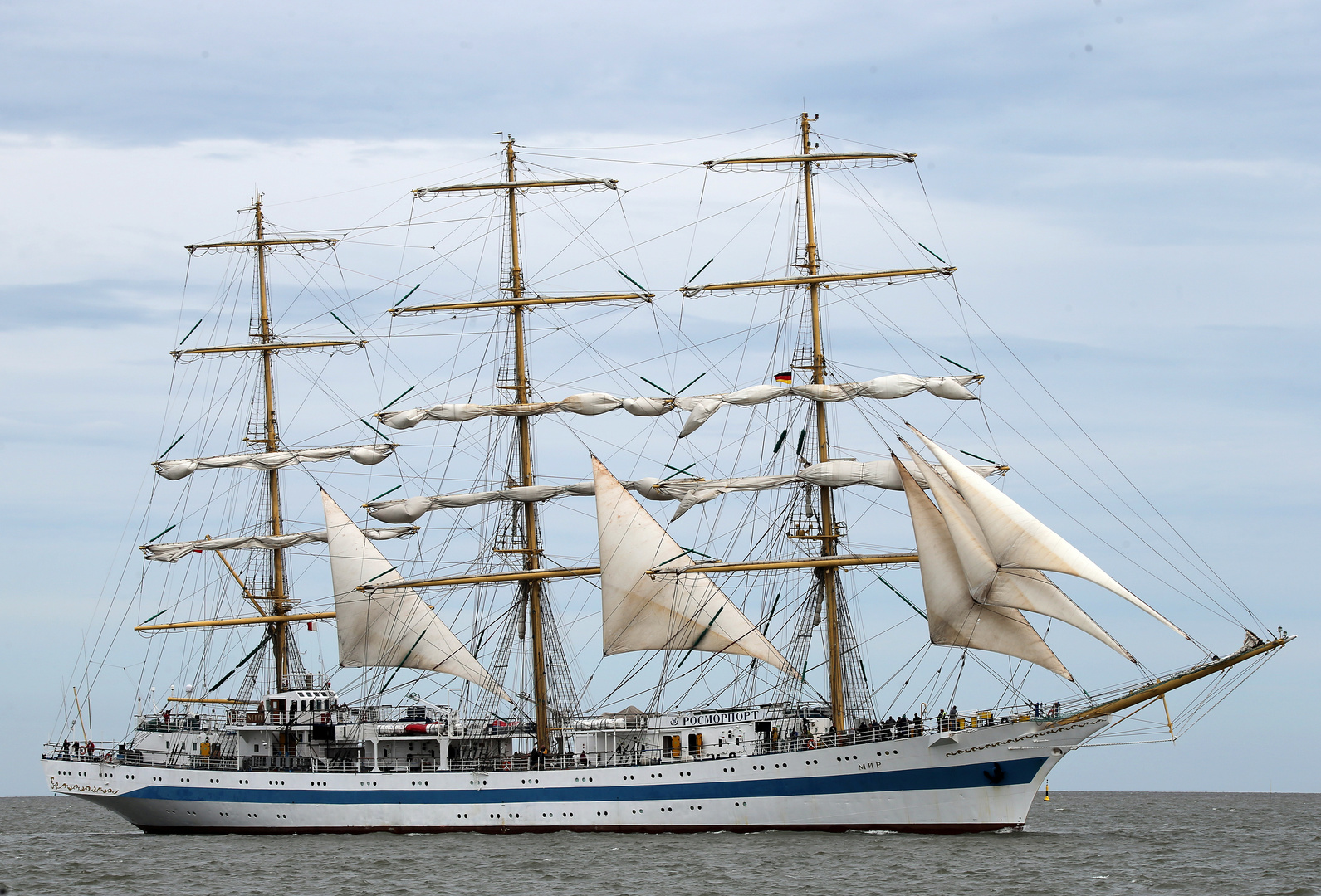 Sail 2015 - Mir