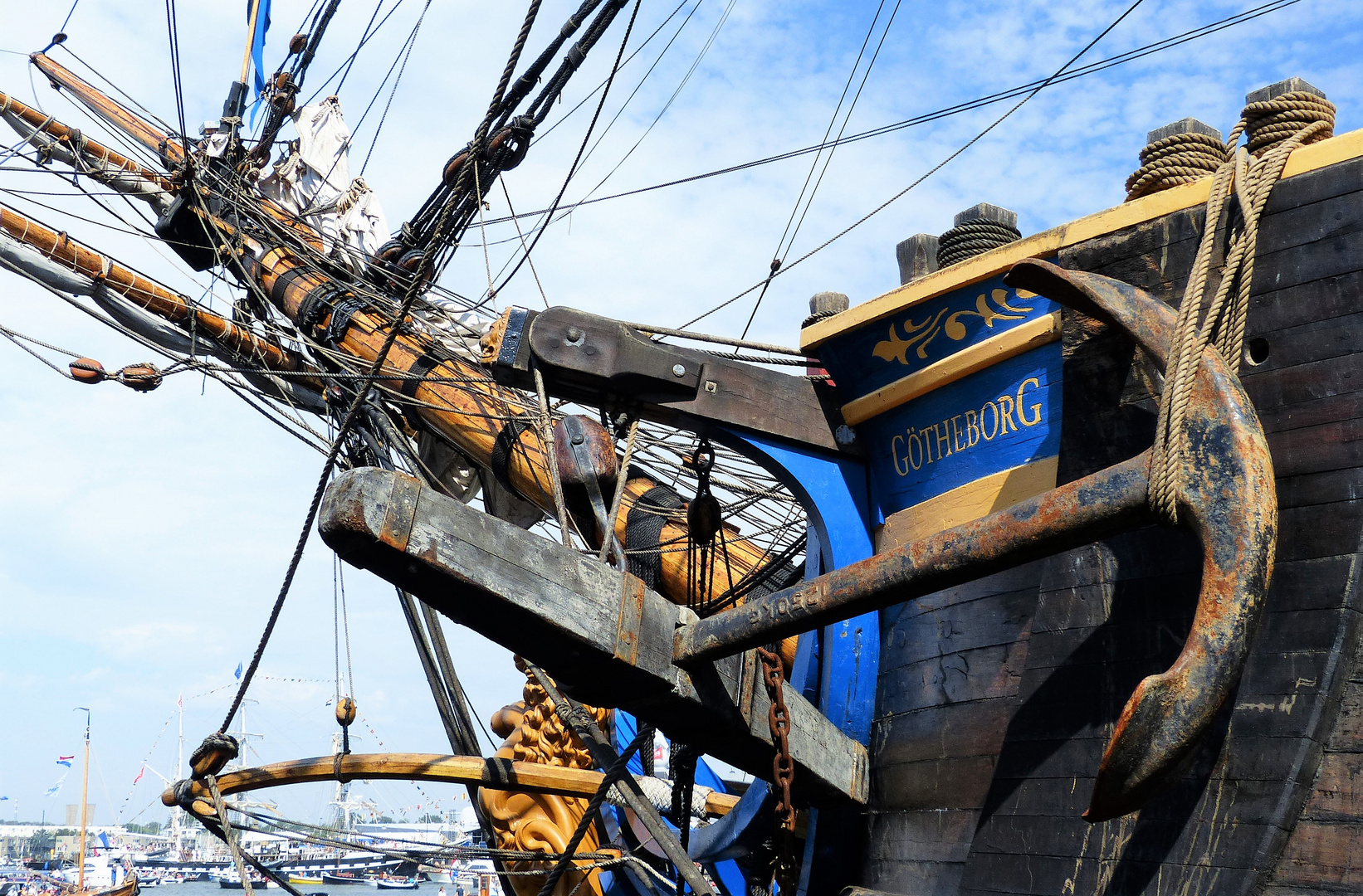 Sail Amsterdam - Die Götheborg - Anker