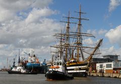 Sail Bremerhaven 2010: Amerigo Vespucci