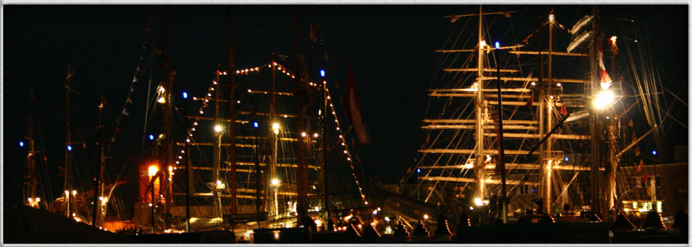 sail @ night