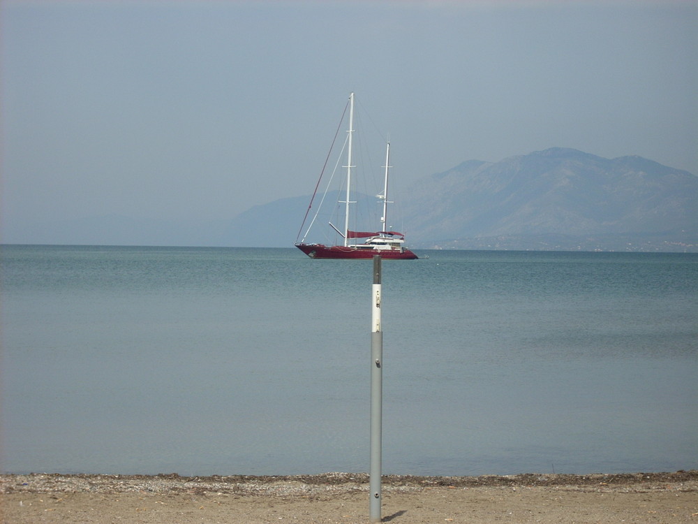 Sailing in Evoikos gulf in the summer winds