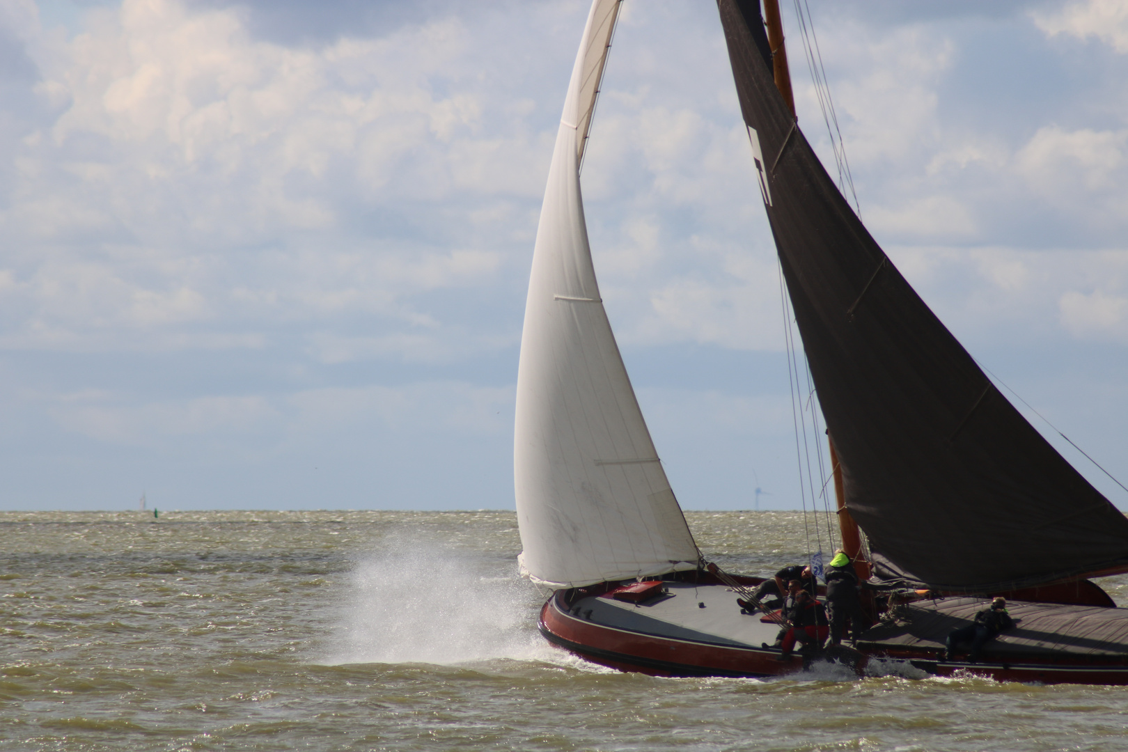 Sailing in Lemmer