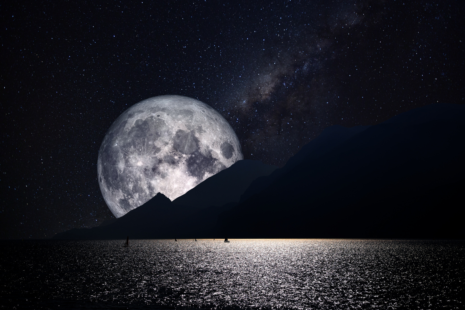 Sailing in the Moonlight