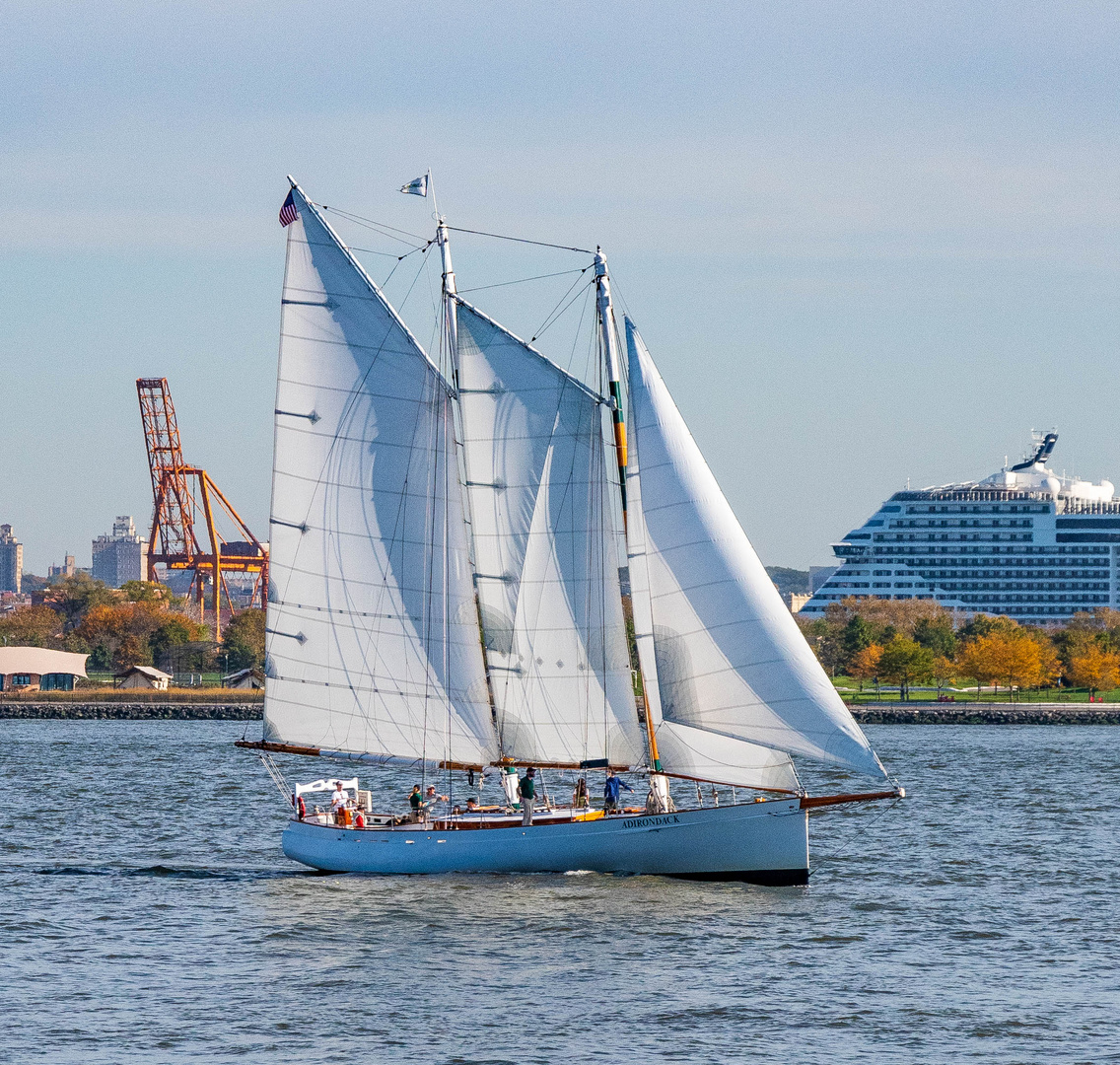 Sailing NYC Harbor